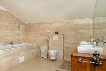 Contemporary Villa with Pool in Žrnovnica