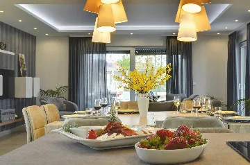 Modern Villa with Pool and Terrace in Pula