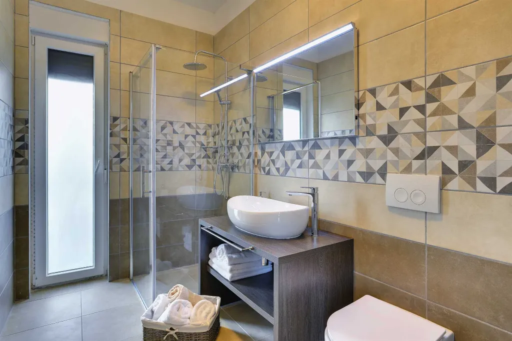 Modern Villa with Pool and Terrace in Pula