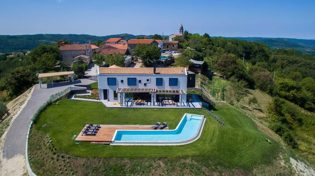 Contemporary Villa Retreat with Pool in Pazin