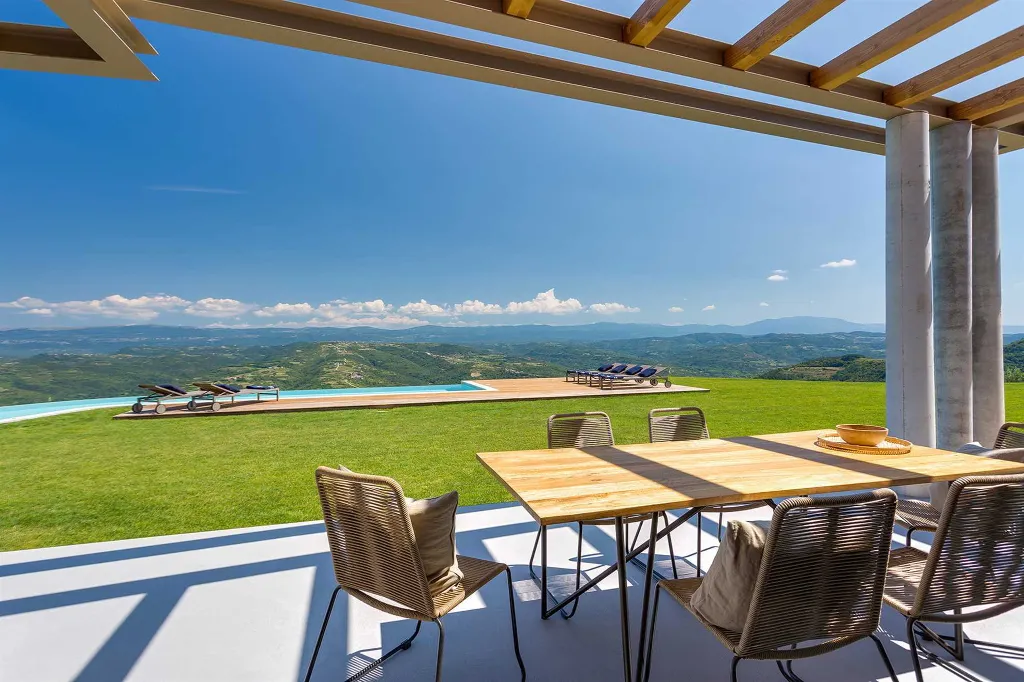 Contemporary Villa Retreat with Pool in Pazin