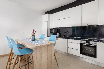 Spacious 9-Bedroom Villa with Pool in Seget Vranjica