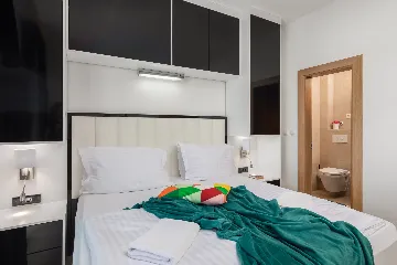 Spacious 9-Bedroom Villa with Pool in Seget Vranjica