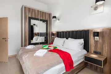 Spacious 9-Bedroom Villa with Pool in Seget Vranjica