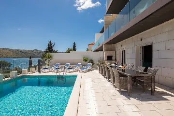 Spacious 8-Bedroom Villa with Pool in Seget Vranjica