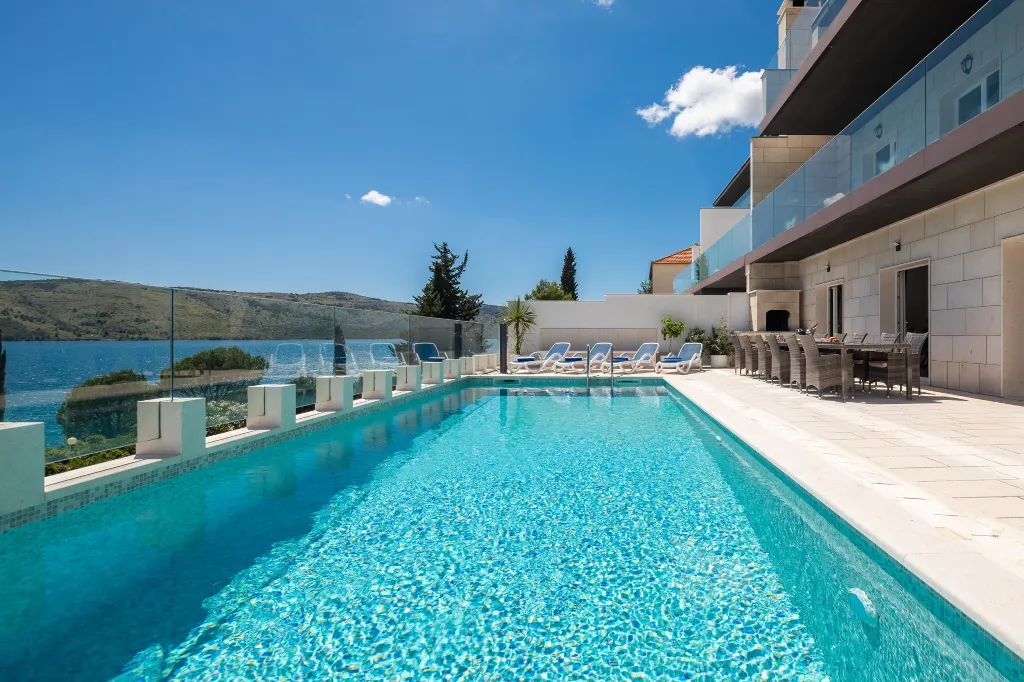 Spacious 8-Bedroom Villa with Pool in Seget Vranjica