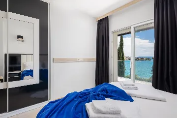 Spacious 8-Bedroom Villa with Pool in Seget Vranjica