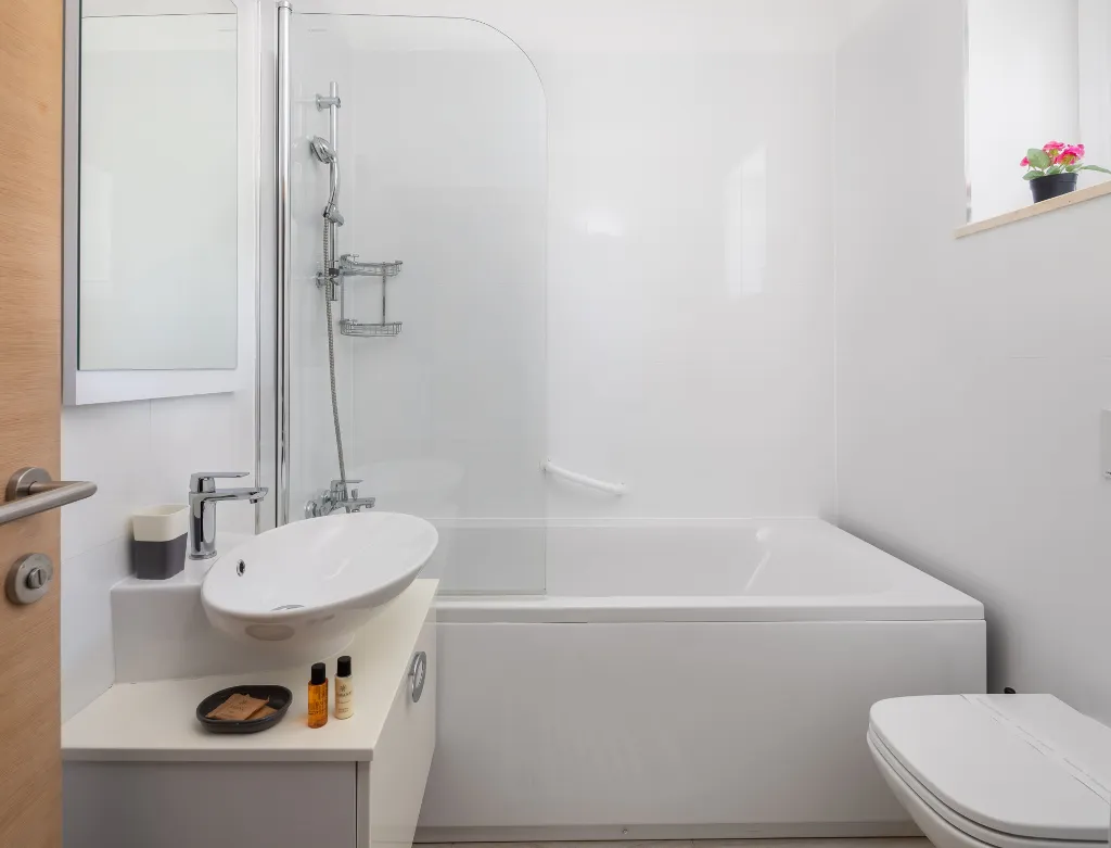 Spacious 8-Bedroom Villa with Pool in Seget Vranjica