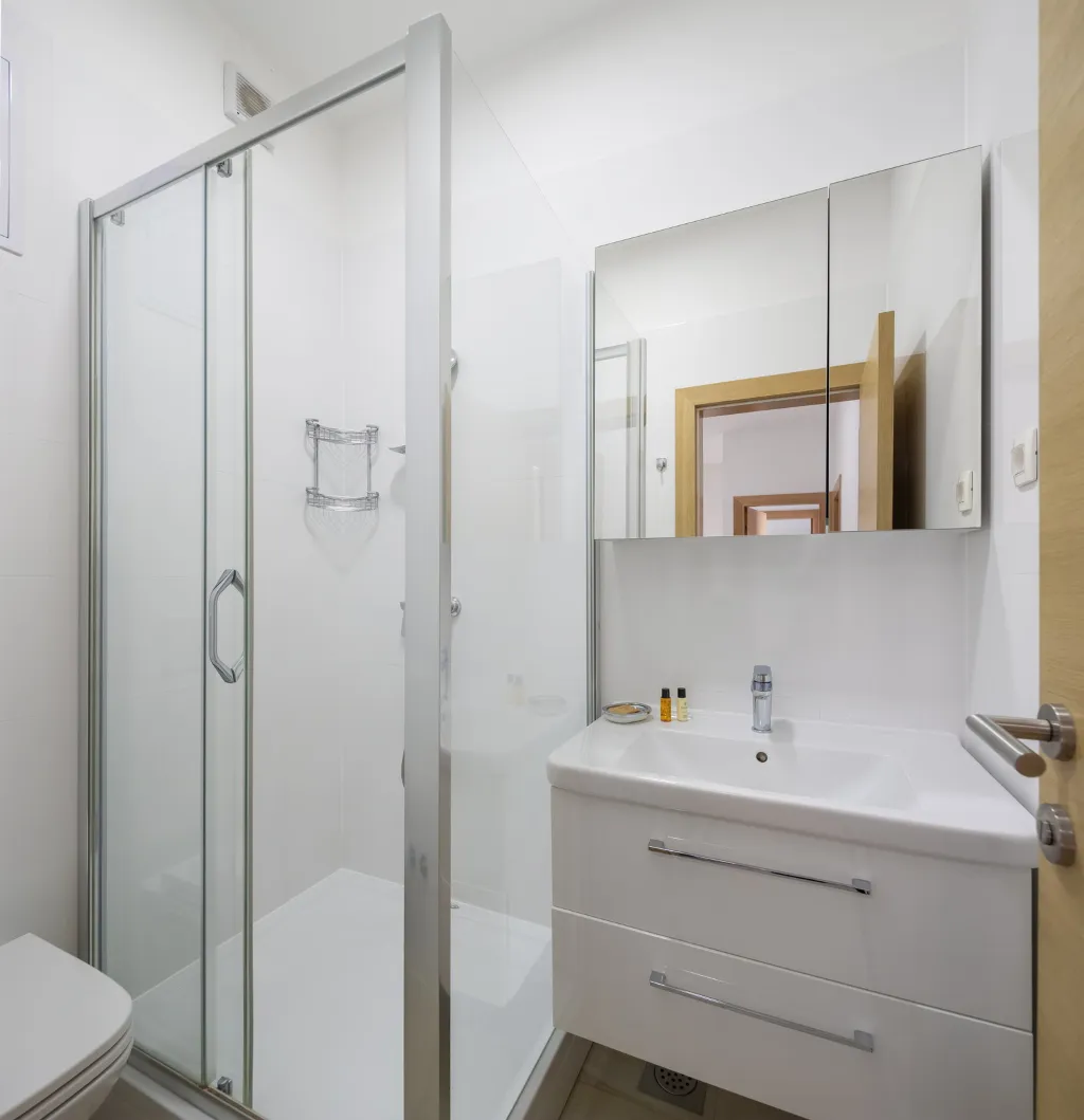 Spacious 8-Bedroom Villa with Pool in Seget Vranjica