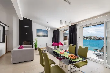 Spacious 8-Bedroom Villa with Pool in Seget Vranjica