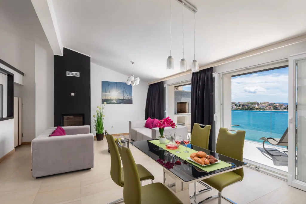 Spacious 8-Bedroom Villa with Pool in Seget Vranjica
