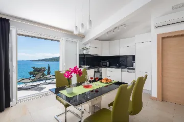 Spacious 8-Bedroom Villa with Pool in Seget Vranjica