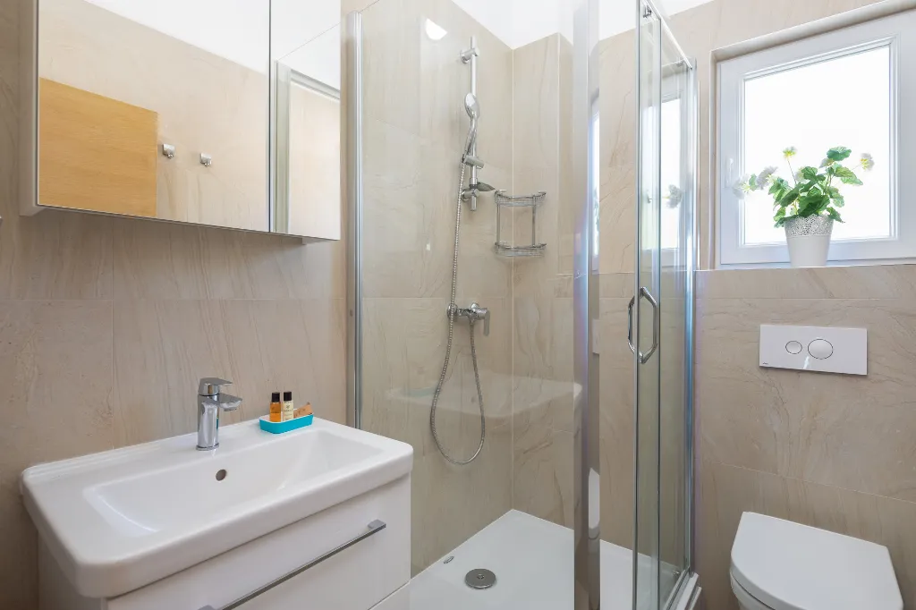 Spacious 8-Bedroom Villa with Pool in Seget Vranjica