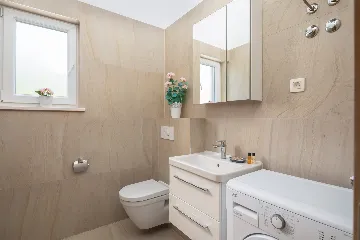 Spacious 8-Bedroom Villa with Pool in Seget Vranjica