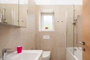 Spacious 8-Bedroom Villa with Pool in Seget Vranjica