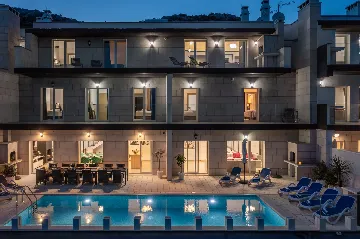 Spacious 8-Bedroom Villa with Pool in Seget Vranjica