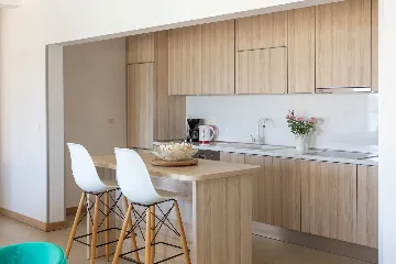 Spacious 7-Bedroom Villa with Pool in Seget Vranjica