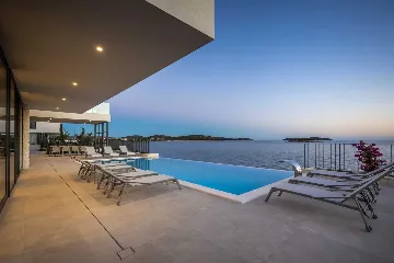 Seafront Modern Villa With Pool Rogoznica