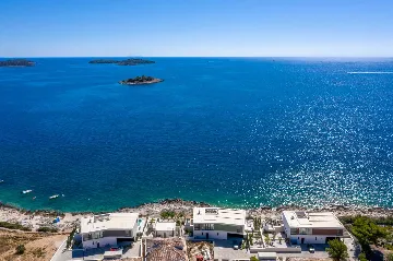 Seafront Modern Villa With Pool Rogoznica