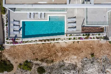 Seafront Modern Villa With Pool Rogoznica