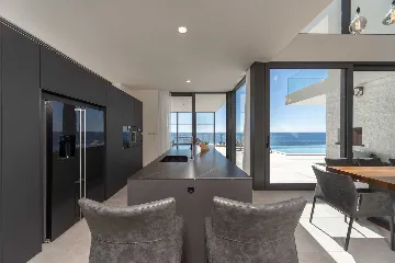 Seafront Modern Villa With Pool Rogoznica