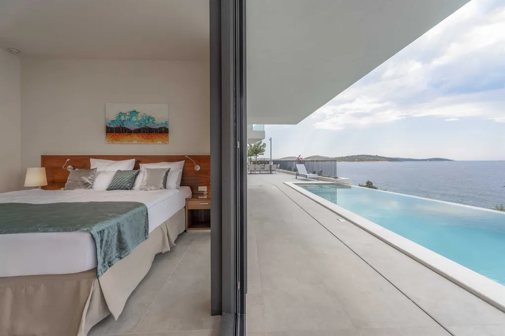 Seafront Modern Villa with Pool in Rogoznica