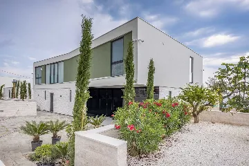 Seafront Modern Villa with Pool in Rogoznica