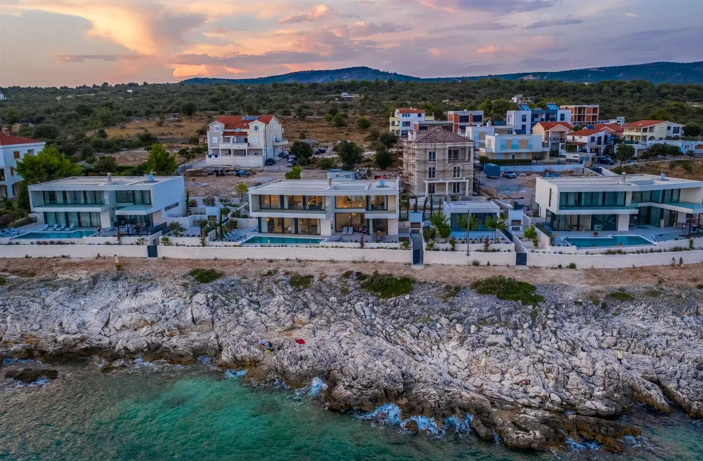 Seafront Modern Villa with Pool in Rogoznica