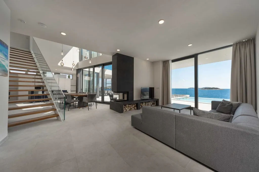 Contemporary Seafront Villa with Infinity Pool Rogoznica
