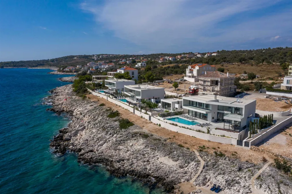 Contemporary Seafront Villa with Infinity Pool Rogoznica