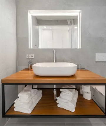 Contemporary Seafront Villa with Infinity Pool Rogoznica