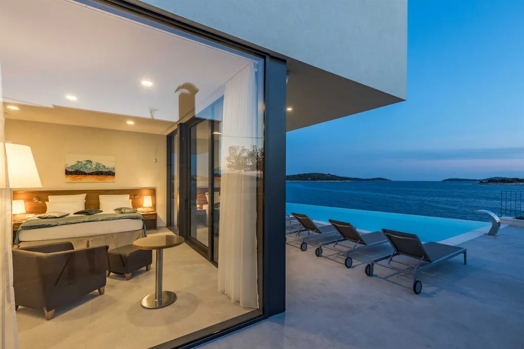 Contemporary Seafront Villa with Infinity Pool Rogoznica
