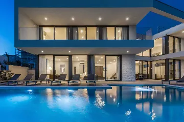 Contemporary Seafront Villa with Infinity Pool Rogoznica