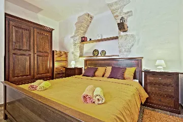 Family Villa with Pool and Garden in Umag