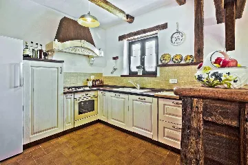 Family Villa with Pool and Garden in Umag