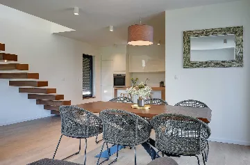 Modern Family Villa with Pool in Marčana