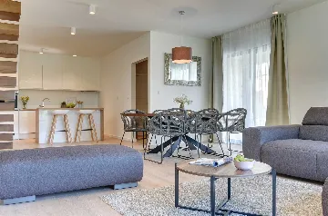 Modern Family Villa with Pool in Marčana