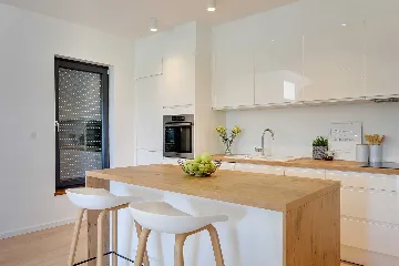 Modern Family Villa with Pool in Marčana