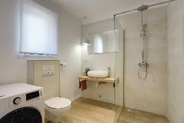 Modern Family Villa with Pool in Marčana