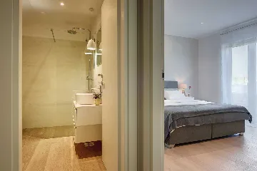 Modern Family Villa with Pool in Marčana