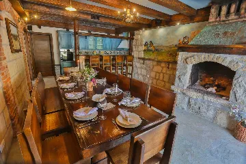 Modern Villa Retreat with Pool in Solin