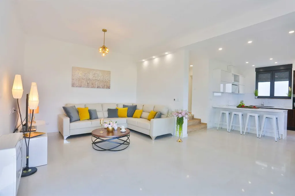 Modern Villa Retreat with Pool in Solin