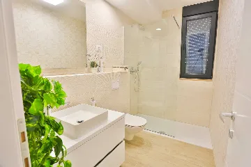 Modern Villa Retreat with Pool in Solin