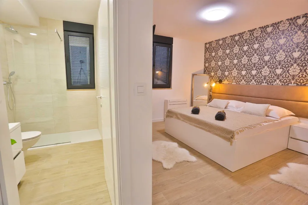 Modern Villa Retreat with Pool in Solin