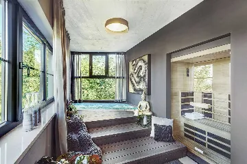 Modern Villa Retreat with Infinity Pool near Porec