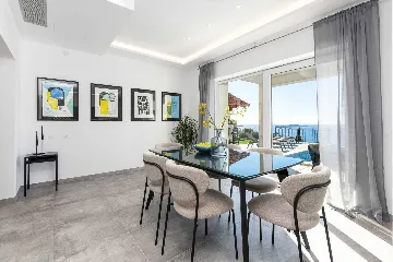 Modern Coastal Villa with Infinity Pool, Mlini