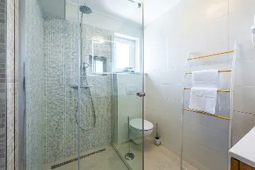 Modern Coastal Villa with Infinity Pool, Mlini