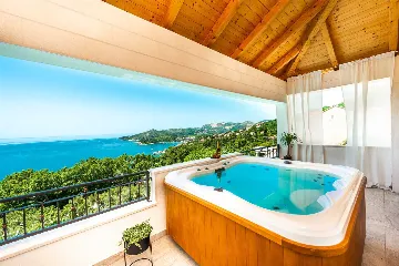 Modern Coastal Villa with Infinity Pool, Mlini