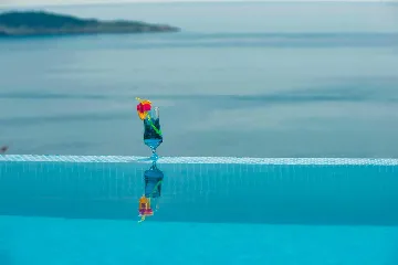 Modern Coastal Villa with Infinity Pool, Mlini