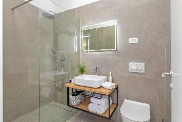 Modern Villa with Pool and Sea Views in Dubrovnik